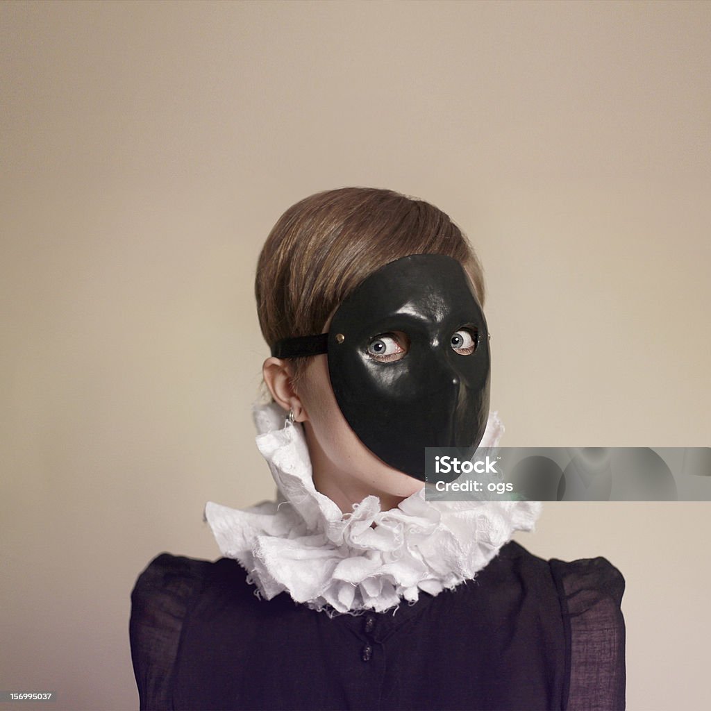 女性のポートレート、黒のマスク - 襟のロイヤリティフリーストックフォト