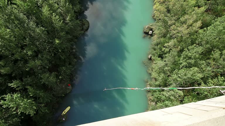 Bungee Jumping