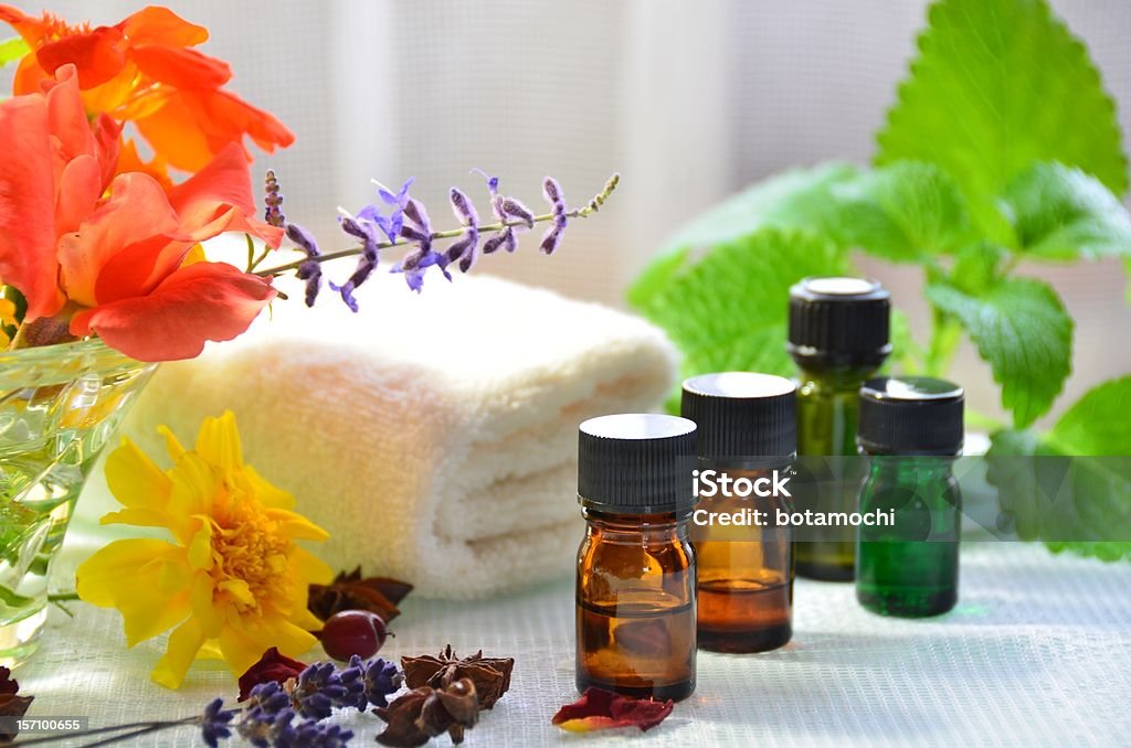 aromatherapy treatment aromatherapy treatment using essential oils Alternative Therapy Stock Photo