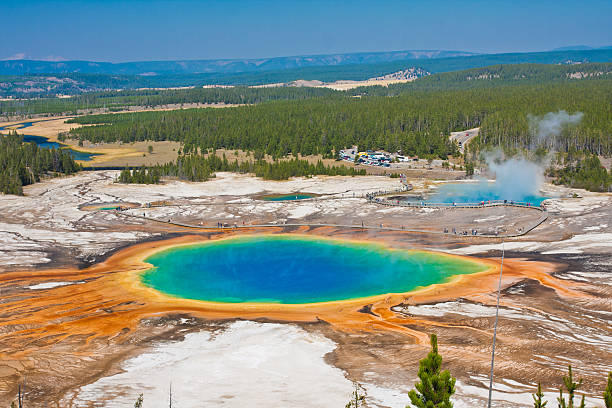 istock Grand Prismatic Spring in Yellowstone National Park 157105144