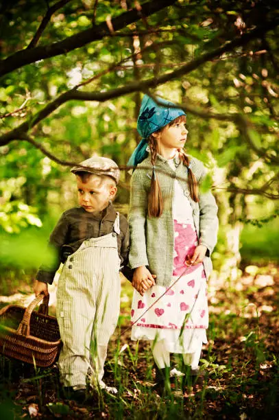 Hansel and Gretel lost in woods.