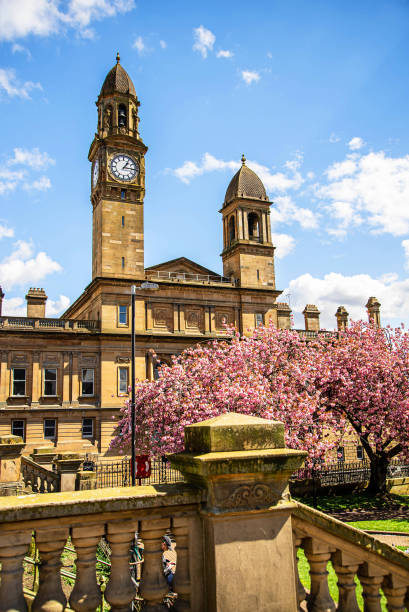 istock Paisley Town Hall Square 1571352269