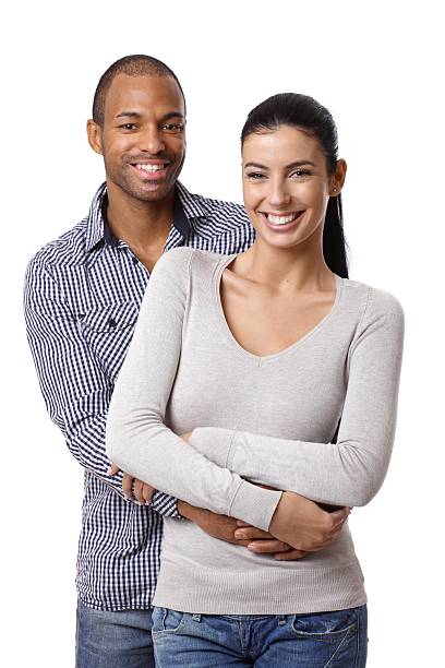 Retrato de bonito Casal de raça mista sorridente - fotografia de stock