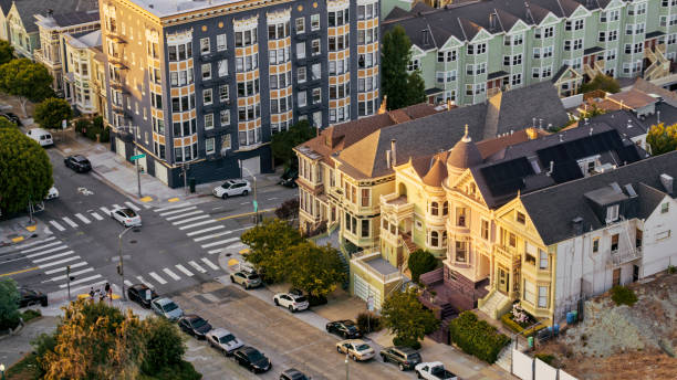 istock View of Historical Houses 1571494696