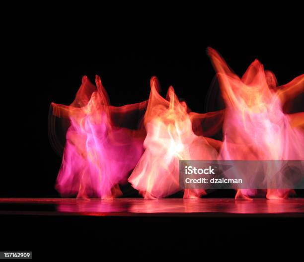 Dançarinos Iii - Fotografias de stock e mais imagens de Abstrato - Abstrato, Dançar, Bailarino