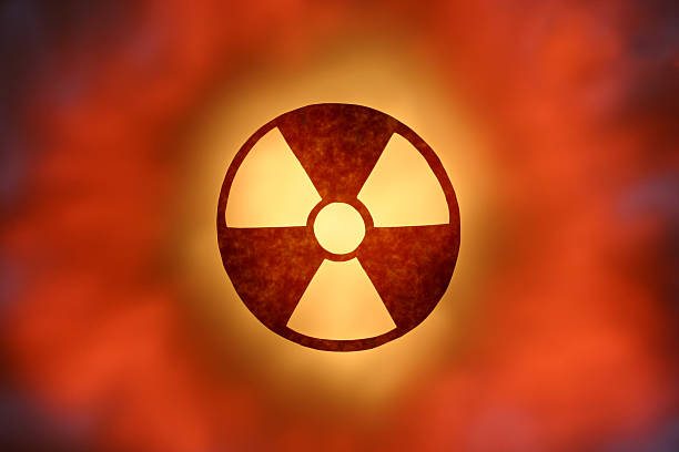 sinal de radioatividade - radium imagens e fotografias de stock