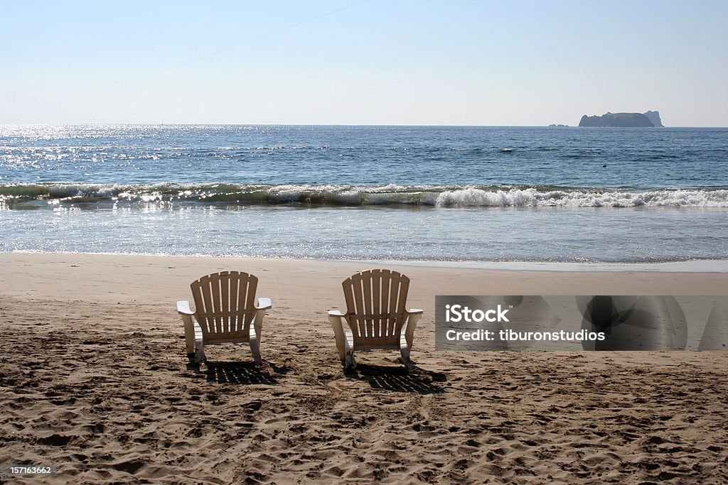 Dos sillas de playa - Foto de stock de Playa libre de derechos