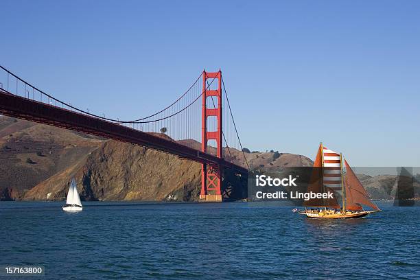 Photo libre de droit de Golden Gate Bridge San Francisco banque d'images et plus d'images libres de droit de Bateau à voile - Bateau à voile, Golden Gate Bridge, Acier