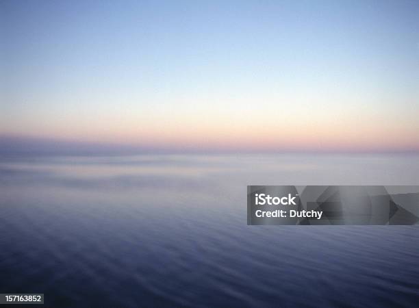 Foto de Abstrato Com Vista Para O Mar e mais fotos de stock de Abstrato - Abstrato, Azul, Cena de tranquilidade
