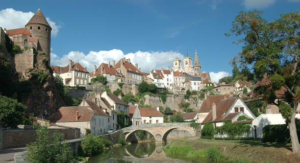istock Semur in Auxois 2 157165478