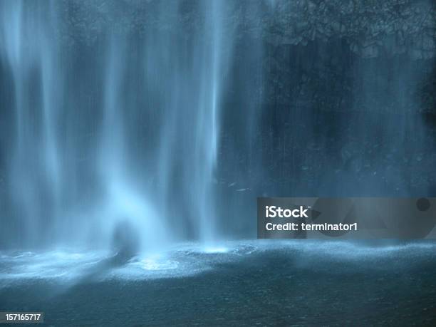 Lagenwasserfall Stockfoto und mehr Bilder von Formatfüllend - Formatfüllend, Wasserfall, Erfrischung