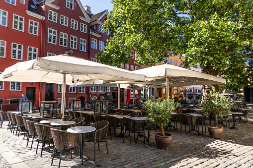The most visited place in Copenhagen is always full of tourists, even during the covid-19 era. However, the tourists now take one of the most expensive coffees in the world just outdoors.