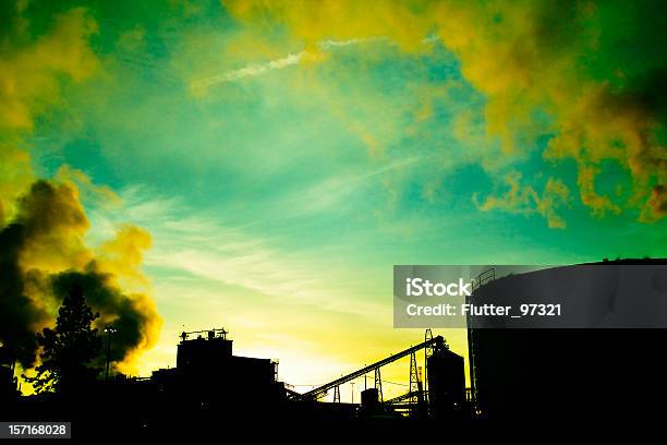 Fabrik Himmel Stockfoto und mehr Bilder von Ende - Ende, Entwicklung, Fabrik