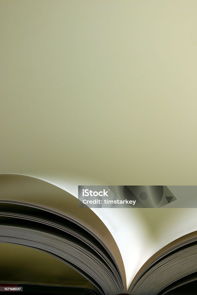 Close-up Schuss von offenen Buch gegen Weißer Hintergrund - Lizenzfrei Antiquität Stock-Foto