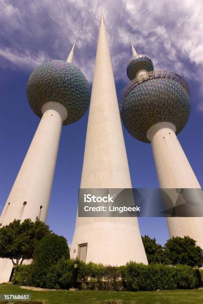 Kuwait Towers - Fotografias de stock e mais imagens de Cidade do Kuwait - Cidade do Kuwait, Kuwait, Kuwait Towers