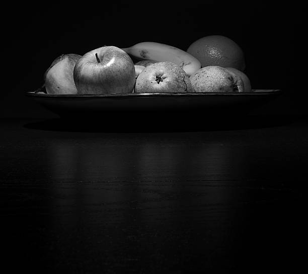istock Bowl of fruits 157178498