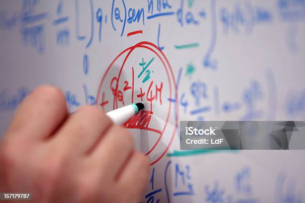 Winning Formula 수학 공식에 대한 스톡 사진 및 기타 이미지 - 수학 공식, 예측, 0명