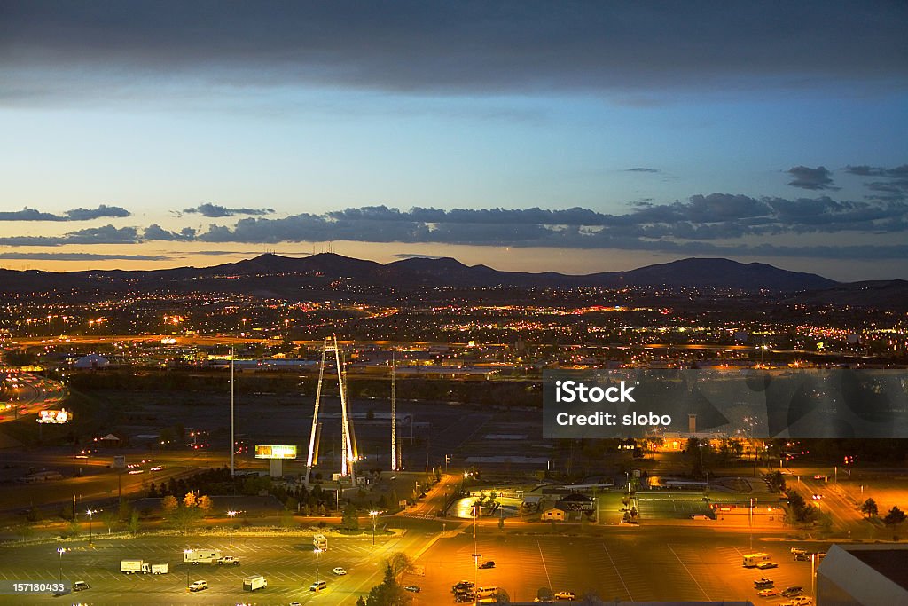 Reno Nevada a notte - Foto stock royalty-free di A mezz'aria