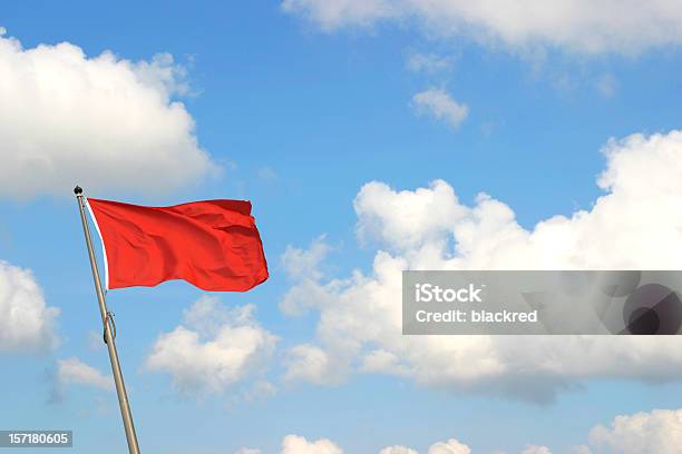 Red Flagge Stockfoto und mehr Bilder von Rot - Rot, Flagge, Warnschild