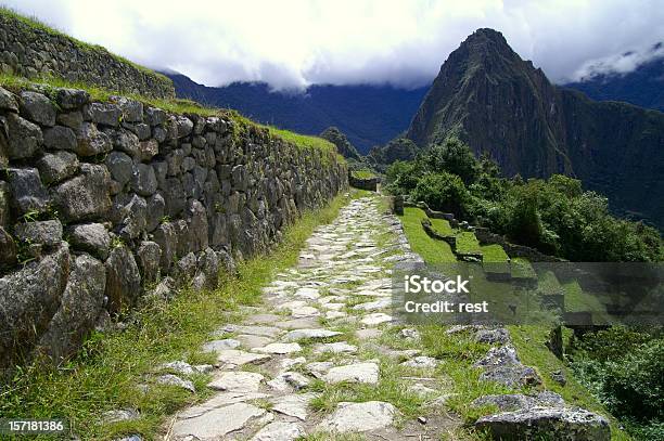 Trilha Inca - Fotografias de stock e mais imagens de Estrada - Estrada, Inca, Machu Picchu