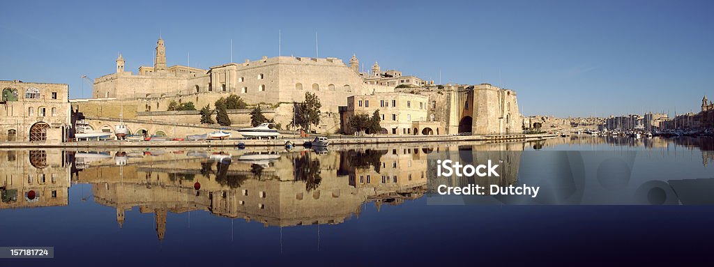 , una fortificazione di Senglea - Foto stock royalty-free di Acqua