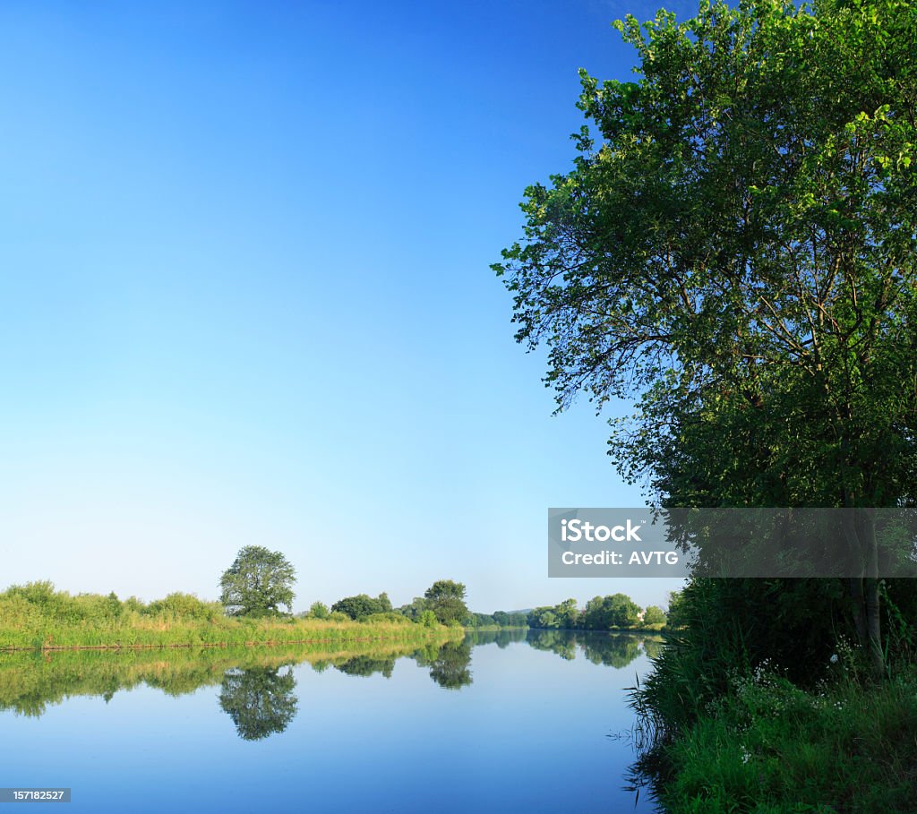 Rio calmo - Foto de stock de Azul royalty-free