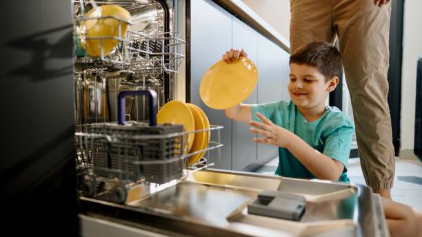 istock People use electrical energy to do the dishes 1571828253
