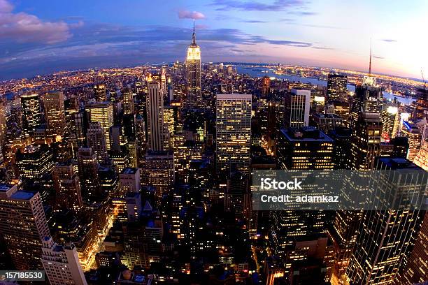 Horizonte De Nova Iorque - Fotografias de stock e mais imagens de Manhattan - Manhattan, Vista Aérea, Broadway - Manhattan