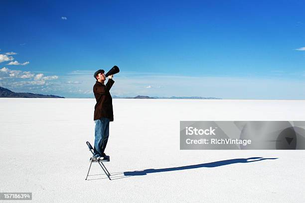 Foto de Ser Ouvido Conceito Em Foco e mais fotos de stock de Adulto - Adulto, Azul, Berrar