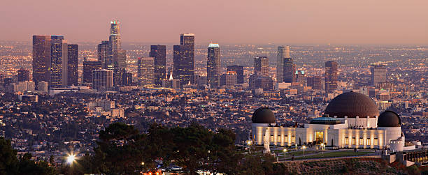istock Los Angeles at dusk 157186423