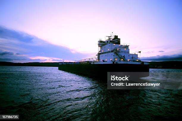 Minério De Ferro De Carga Lago Superior - Fotografias de stock e mais imagens de Minério metálico - Minério metálico, Veículo Aquático, América do Norte