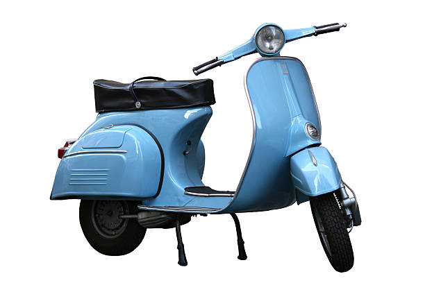 italiana scooter vintage aislado en blanco en roma, italia - ciclomotor vehículo de motor fotos fotografías e imágenes de stock