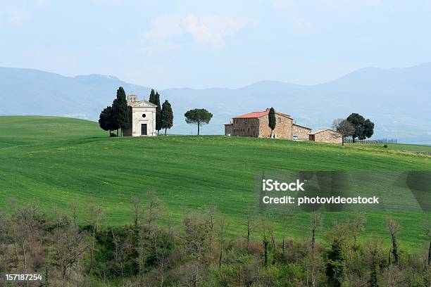 Photo libre de droit de Toscana Maisons banque d'images et plus d'images libres de droit de Agriculture - Agriculture, Arbre, Champ