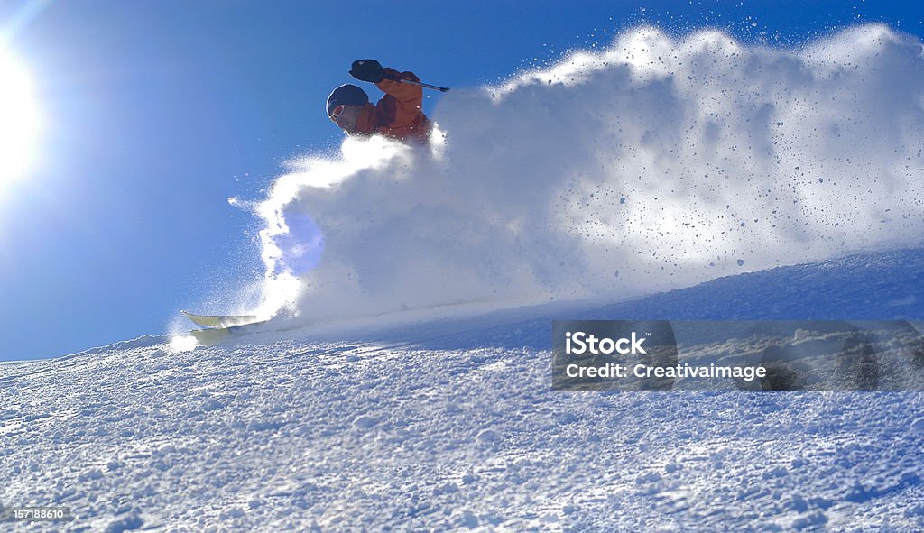Катание на лыжах - Стоковые фото Telemark Skiing роялти-фри