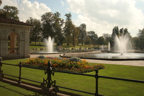 Venetian Gardens Hyde Park