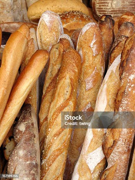 Francês Baguettes - Fotografias de stock e mais imagens de Cacete - Pão - Cacete - Pão, Pão, Carcaça