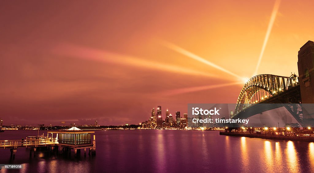 sydney avec un éclairage au crépuscule - Photo de Coucher de soleil libre de droits