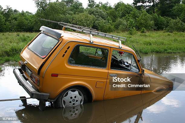 Visual Antes De Salto - Fotografias de stock e mais imagens de Humor - Humor, Carro, Acidente - Evento Relacionado com o Transporte