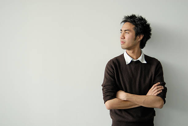 asiático jovem perfil - wall profile imagens e fotografias de stock
