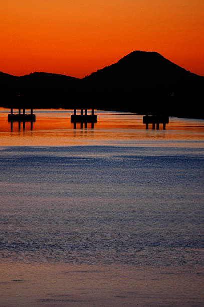 panoramica del fiume arkansas - pinnacle foto e immagini stock