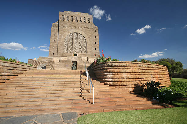 voortrekker monument voortrekker monument in pretoria, south africa pretoria stock pictures, royalty-free photos & images