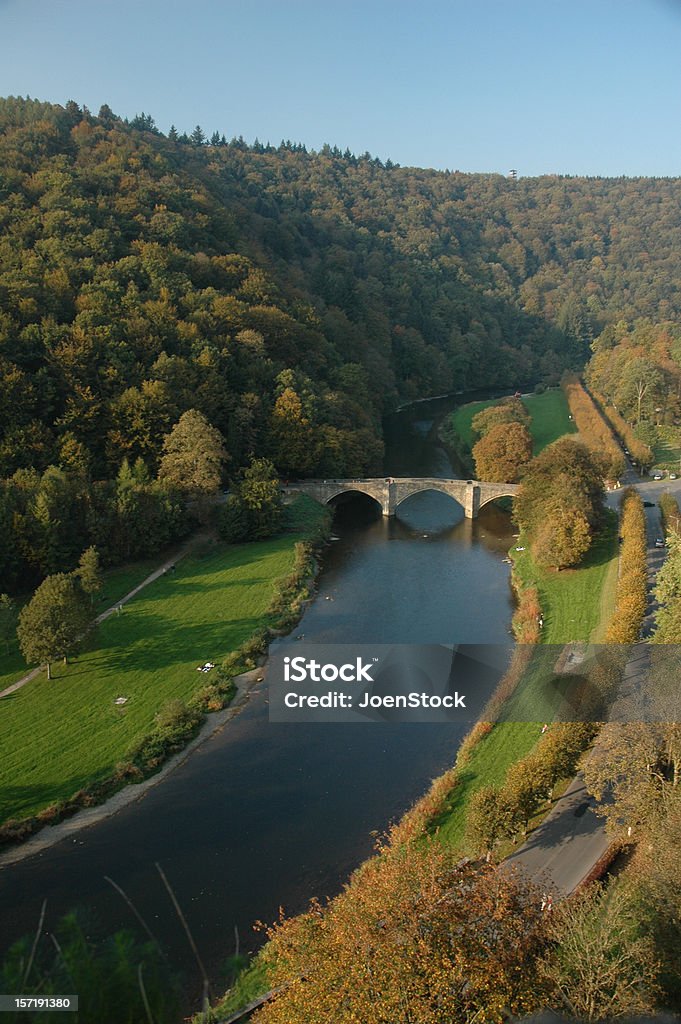 Brücke über den Fluss Semois - Lizenzfrei Ardenner Wald - Westeuropa Stock-Foto