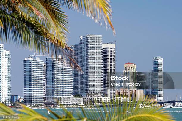 Skyline Di Miami Beach - Fotografie stock e altre immagini di Affari - Affari, Florida - Stati Uniti, Industria edile