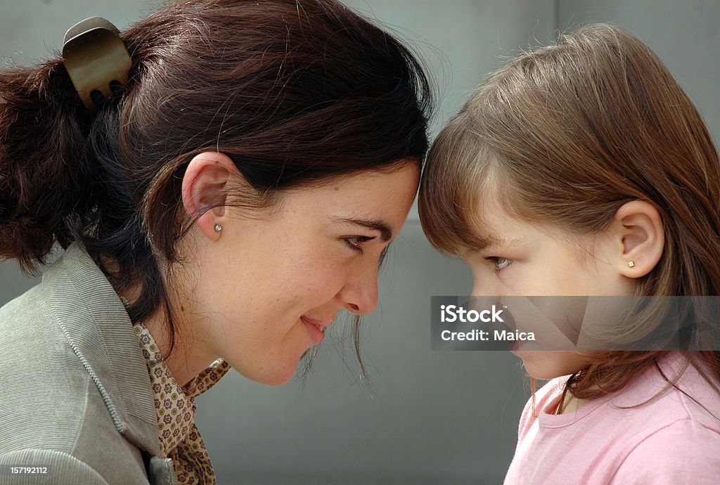 Madre e figlio reunion - Foto stock royalty-free di 4-5 anni