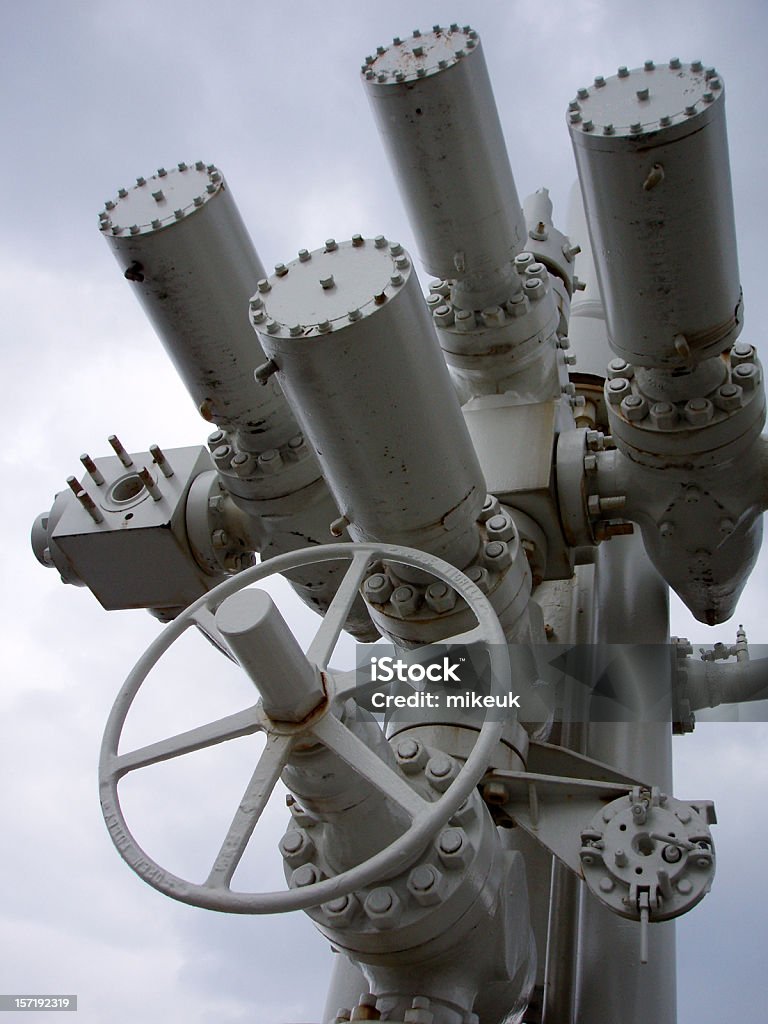 oil rig-Plattform wellhead Ventile und Rad - Lizenzfrei Bohrlochkopf Stock-Foto