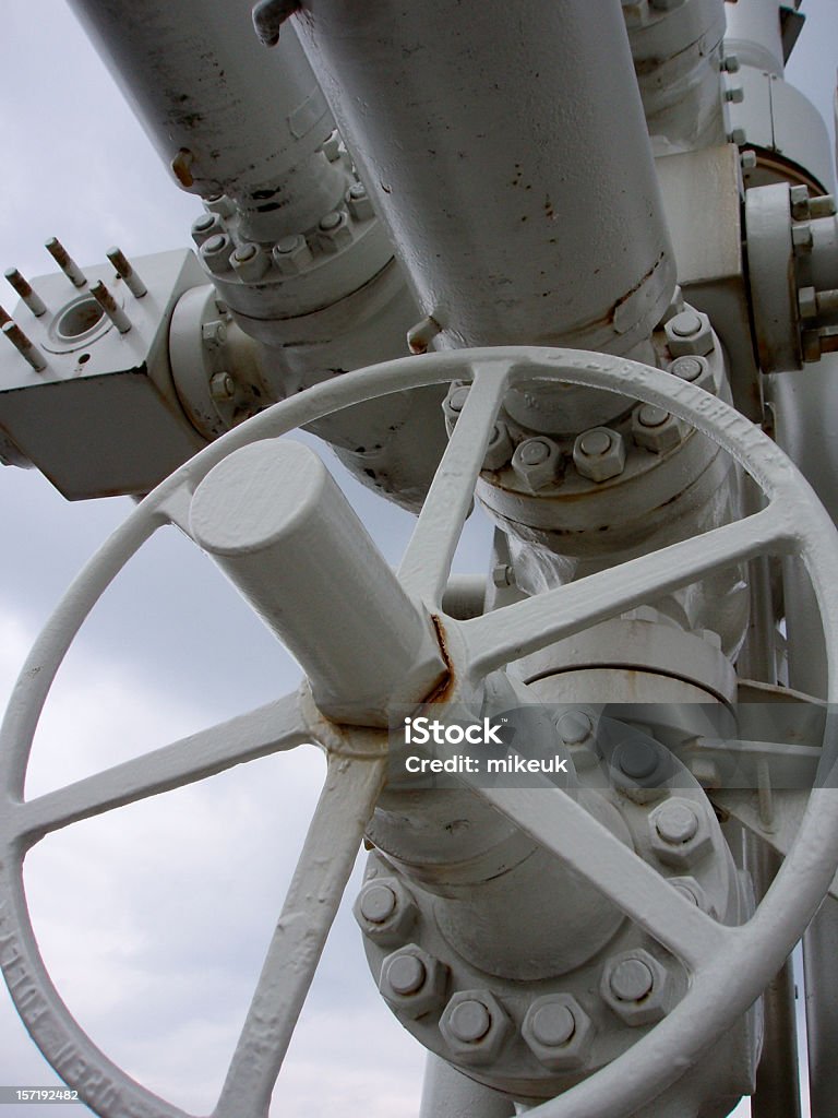 Plateforme pétrolière offshore plate-forme de tête de puits soupapes et roue - Photo de Gaz naturel libre de droits