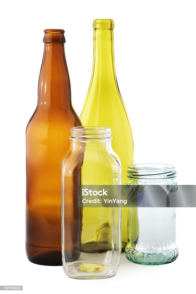 リサイクルガラスの瓶や瓶コンテナーズ、白背景 - 空き瓶回収容器のロイヤリティフリーストックフォト