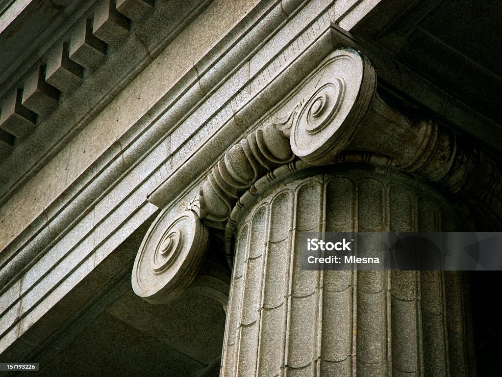 Colonna ioniche - Foto stock royalty-free di Colonna architettonica