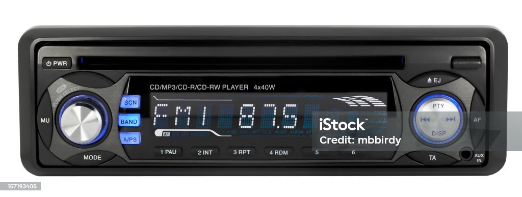 Voiture audio CD, RADIO-RÉVEIL AVEC CONNEXION MP3-WMA receiver (Tracé de détourage), isolé sur fond blanc - Photo de Bouton du volume libre de droits