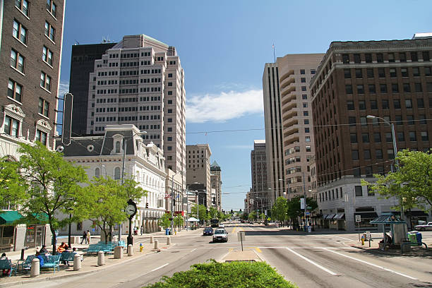 istock Dayton Ohio Main Street 157193531